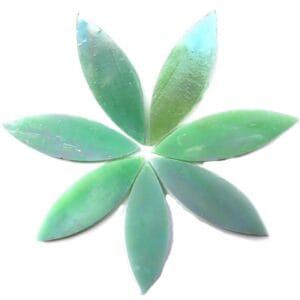 Large Petals Pistachio Ice (7 Pieces)