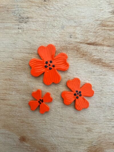 4 Leaf Flowers Various Colours (Set of 3)