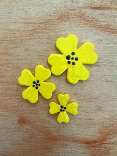 4 Leaf Flowers Various Colours (Set of 3)