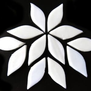 Small Petals Pure White (12 Pieces)