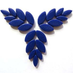 Petals Royal Navy (50 Grams)